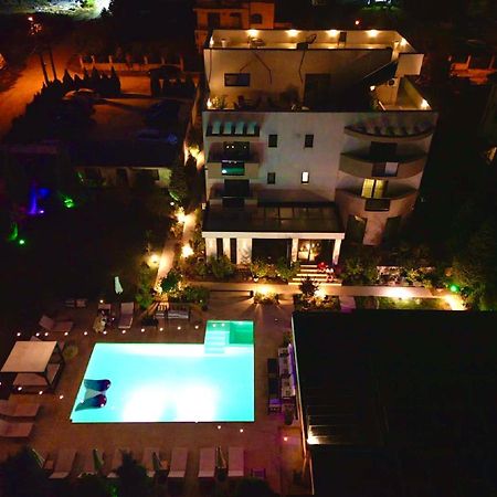 Mamaia Moments Villa, Mamaia Nord นาโวดาริ ภายนอก รูปภาพ