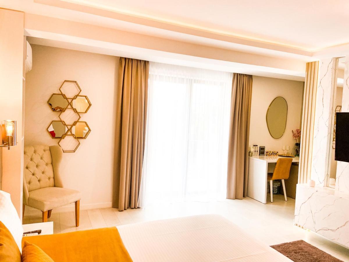 Mamaia Moments Villa, Mamaia Nord นาโวดาริ ภายนอก รูปภาพ