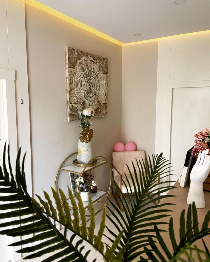 Mamaia Moments Villa, Mamaia Nord นาโวดาริ ภายนอก รูปภาพ